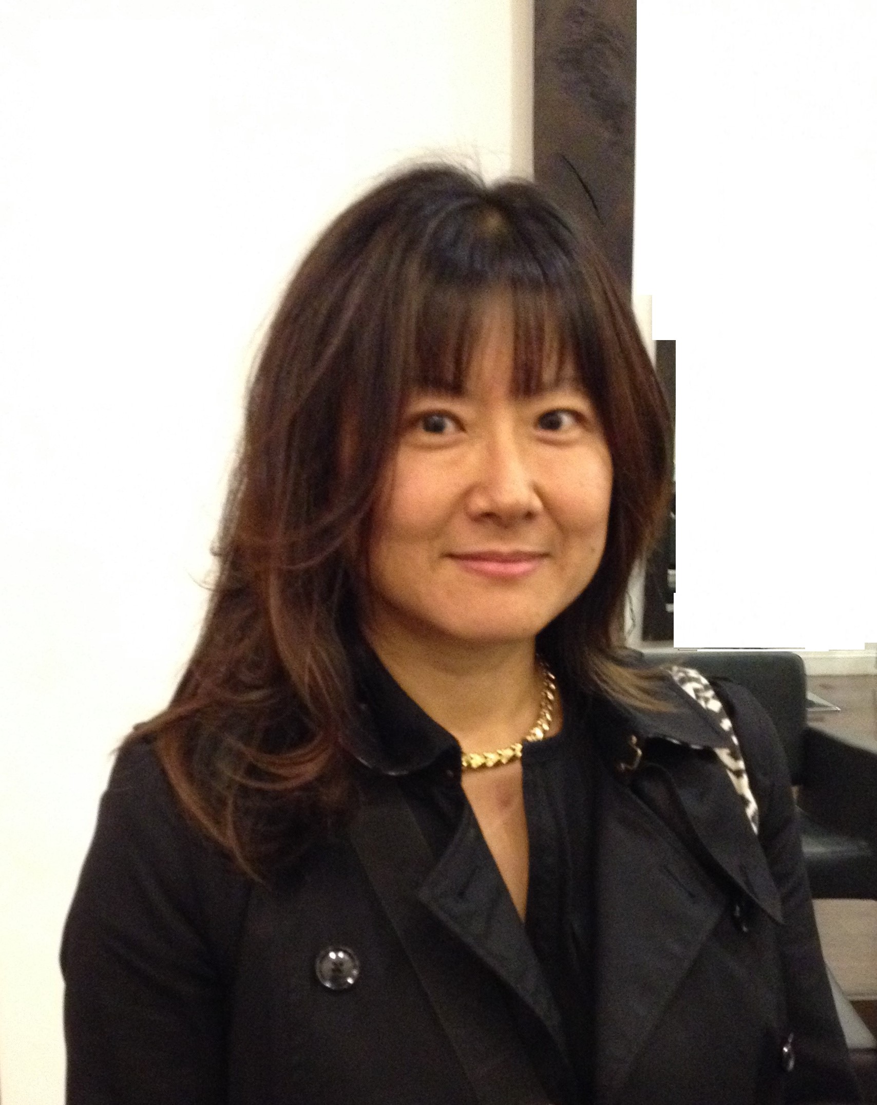 Kelly H Kim